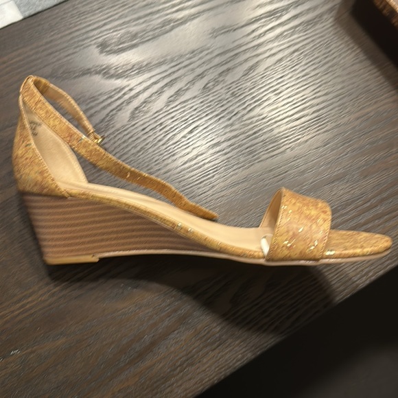 Ann Taylor Factory Wedges - Picture 3 of 4